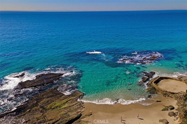 135 Sunset Terrace, Laguna Beach, CA 92651