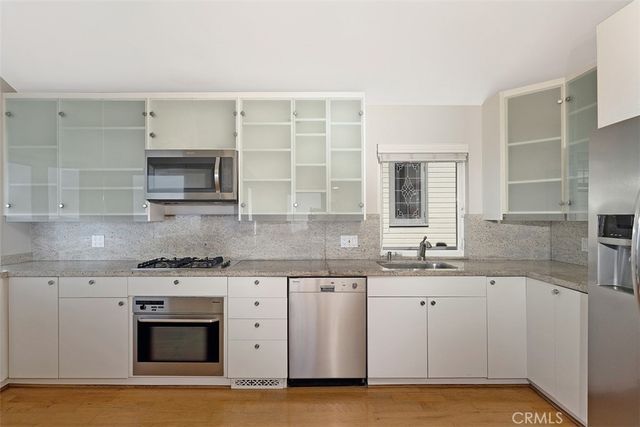 135 Sunset Terrace, Laguna Beach, CA 92651