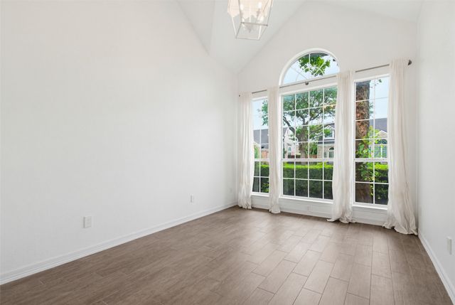 5718 Willowbrook Drive, Rowlett, TX 75088