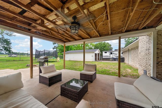250 MOLLY LN, Mineola, TX 75773