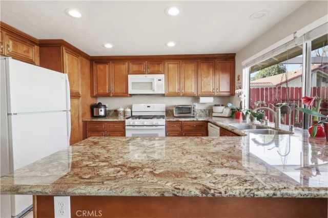 11477 Benton, Loma Linda, CA 92354