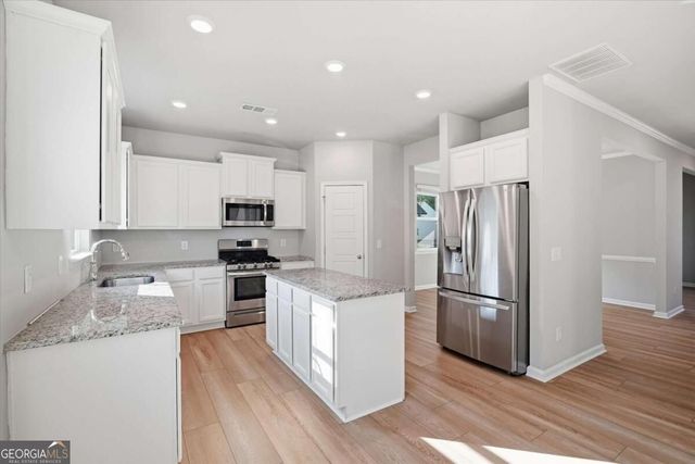 517 Edgemore Road, Canton, GA 30114