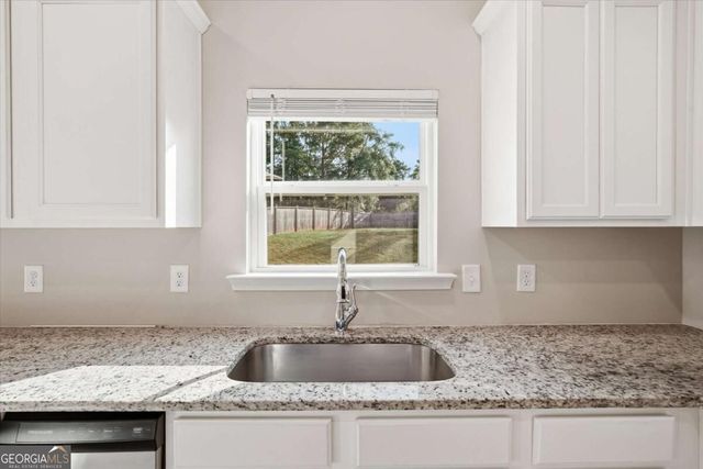 517 Edgemore Road, Canton, GA 30114