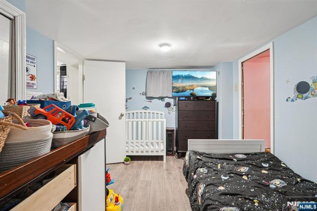 185 Trenton Avenue, Paterson, NJ 07503
