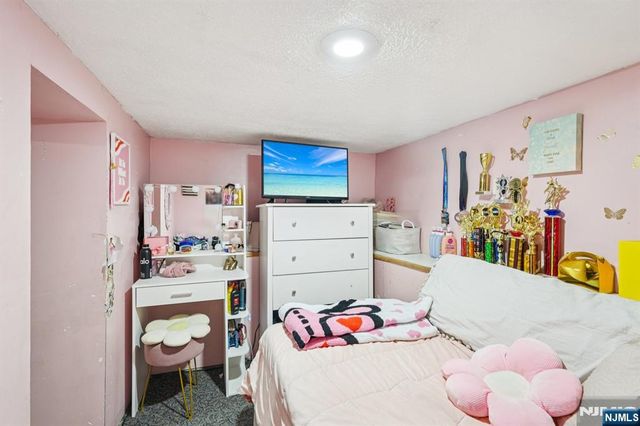 185 Trenton Avenue, Paterson, NJ 07503