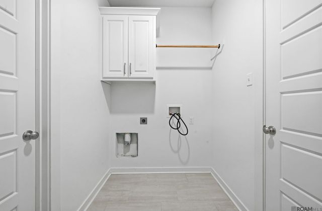 39223 Canopy Ct, Gonzales, LA 70737