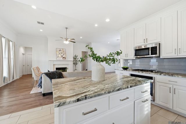 39223 Canopy Ct, Gonzales, LA 70737