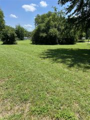 2716 Carson Street, Haltom City, TX 76117
