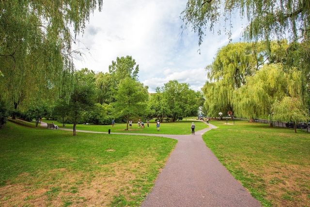 15 Short Street 4, Brookline, MA 02446