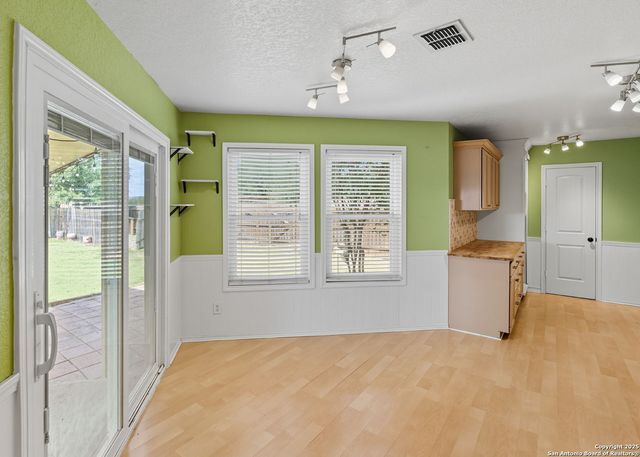 3223 Crested Creek, New Braunfels, TX 78130