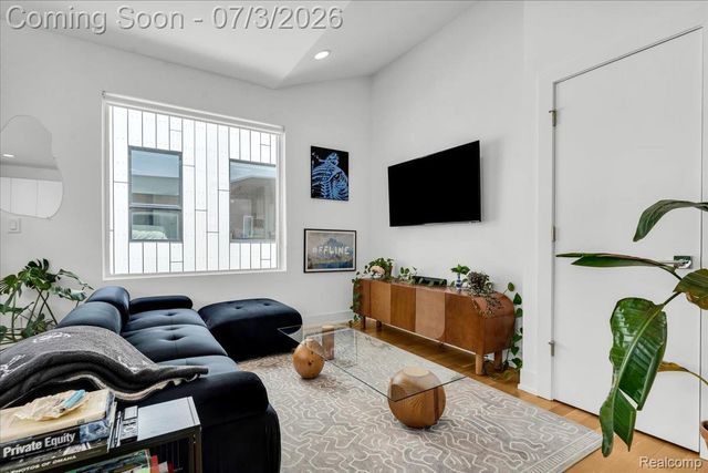 2637 Brush Street, Detroit, MI 48201