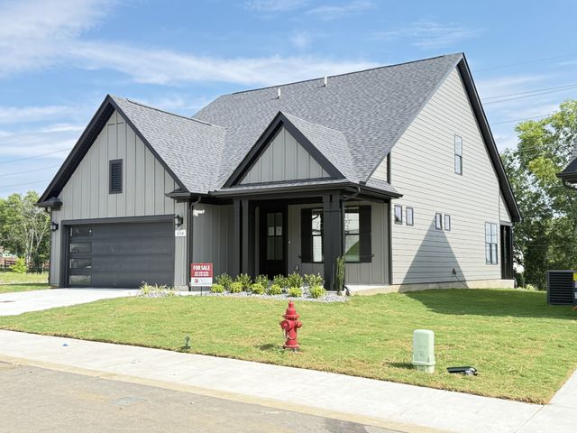 604 Gustaf Dr, Whites Creek, TN 37189