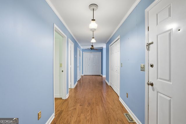 231 Stornoway Drive 2, Clayton, GA 30525