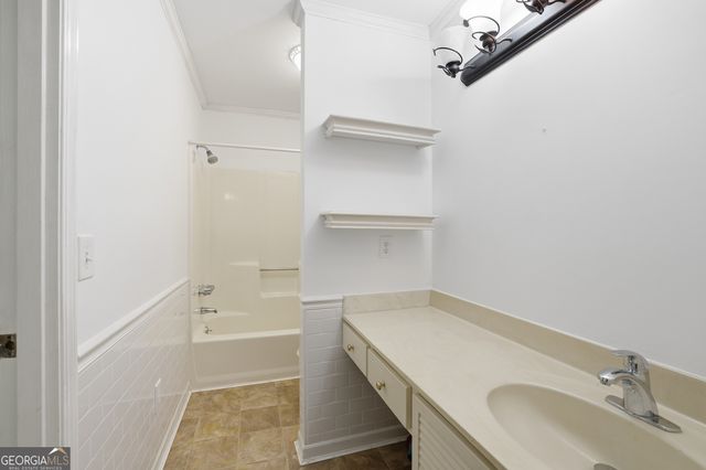 231 Stornoway Drive 2, Clayton, GA 30525