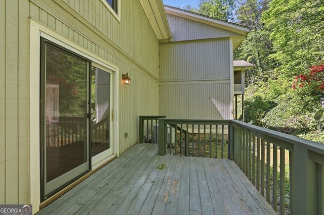 231 Stornoway Drive 2, Clayton, GA 30525