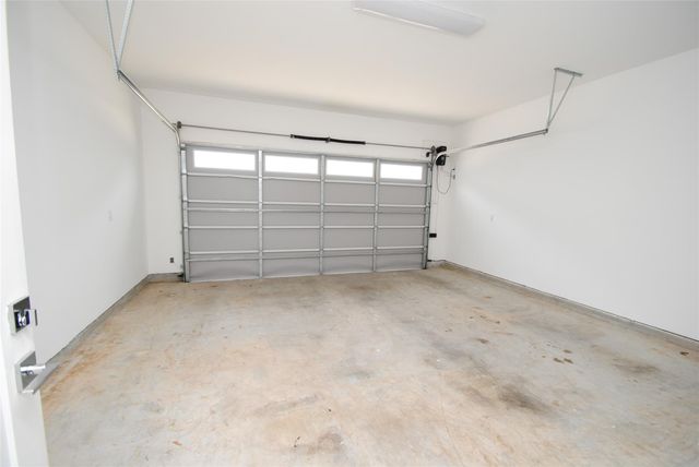 7707 Jacquelyn Oaks Road, Houston, TX 77055
