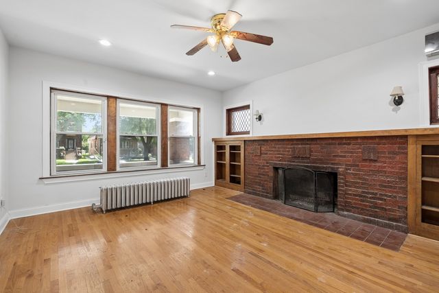 7324 S Calumet Avenue, Chicago, IL 60619