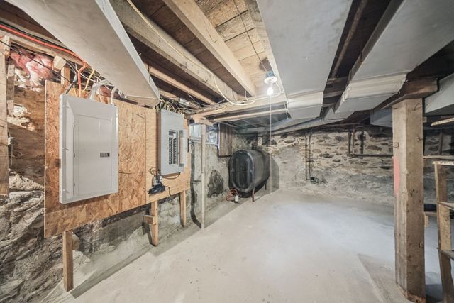 745 Williams St, Dighton, MA 02764