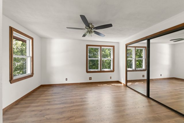 316 W 5th Avenue, Naperville, IL 60563