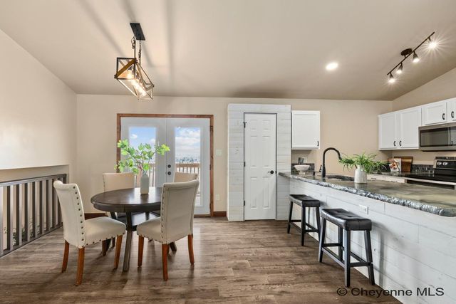 5206 VIEW POINT CT, Cheyenne, WY 82009