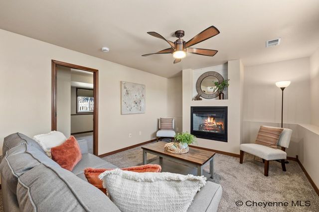 5206 VIEW POINT CT, Cheyenne, WY 82009