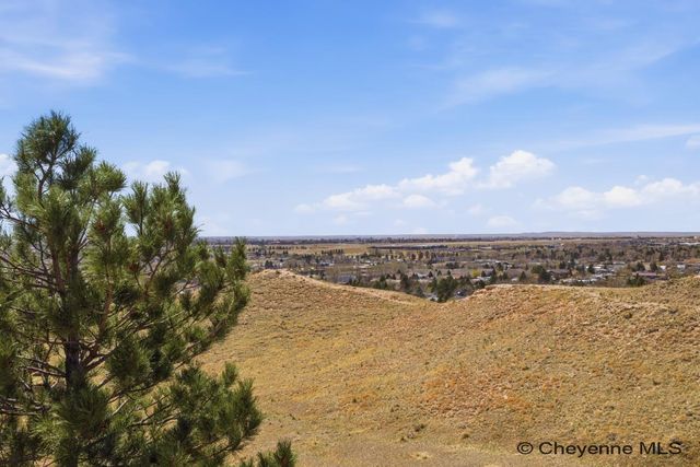 5206 VIEW POINT CT, Cheyenne, WY 82009