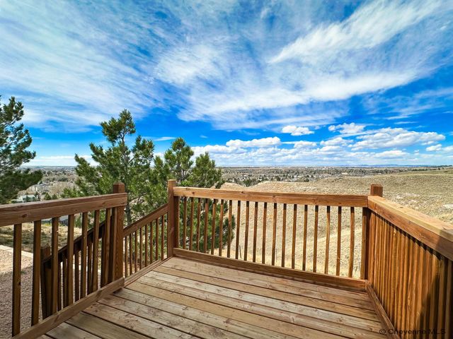 5206 VIEW POINT CT, Cheyenne, WY 82009