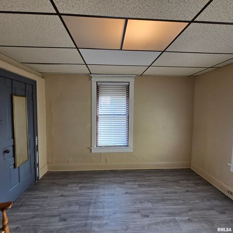 1910 W HOWETT Street, Peoria, IL 61605