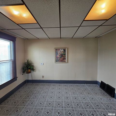 1910 W HOWETT Street, Peoria, IL 61605