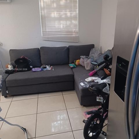 5250 NW 24th Avenue, Miami, FL 33142