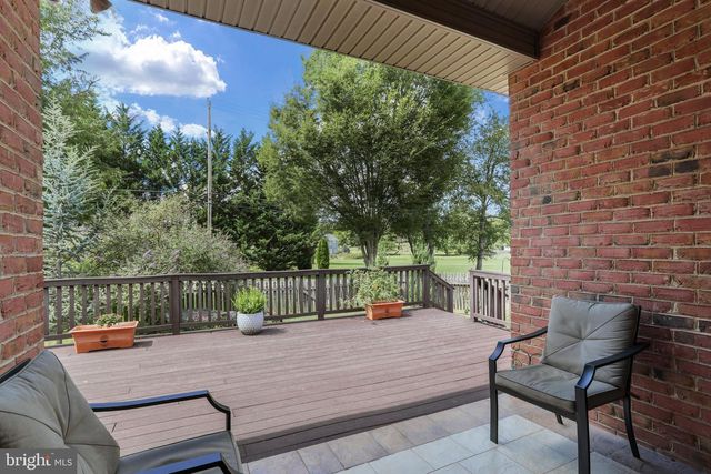 155 MORNINGSIDE DR, Falling Waters, WV 25419