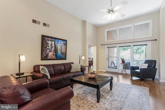 155 MORNINGSIDE DR, Falling Waters, WV 25419