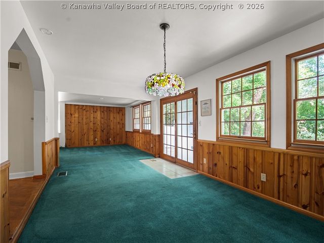 57 Abney Circle N, Charleston, WV 25314