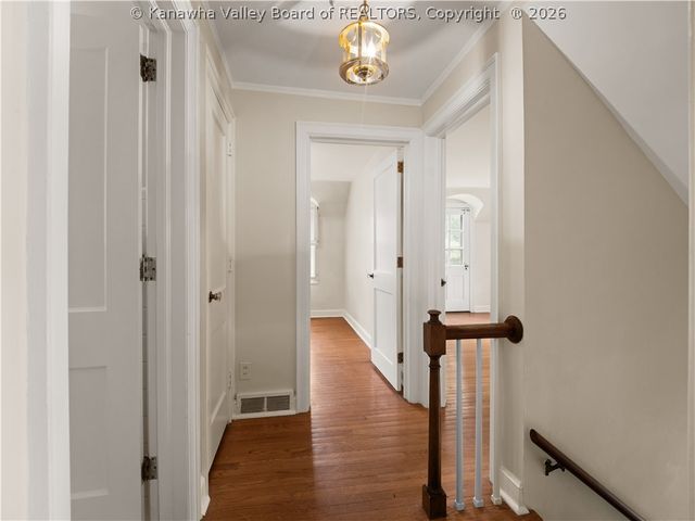 57 Abney Circle N, Charleston, WV 25314