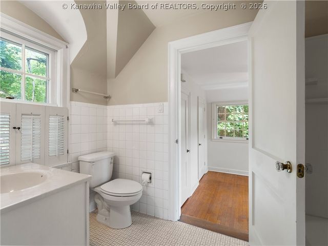57 Abney Circle N, Charleston, WV 25314