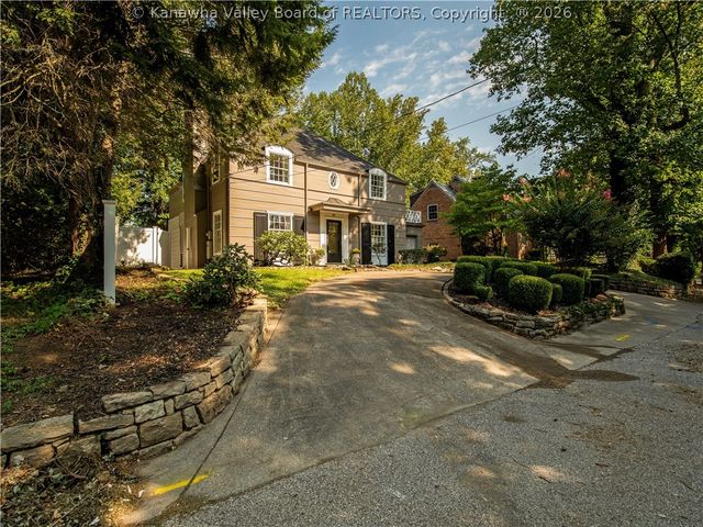 57 Abney Circle N, Charleston, WV 25314