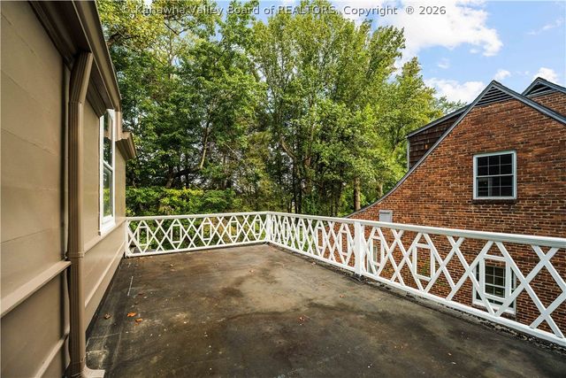 57 Abney Circle N, Charleston, WV 25314