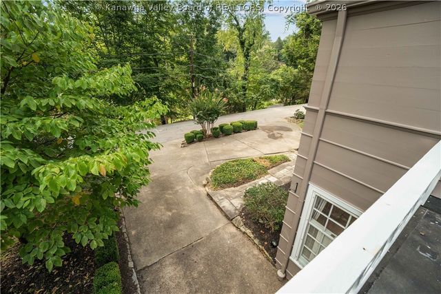57 Abney Circle N, Charleston, WV 25314