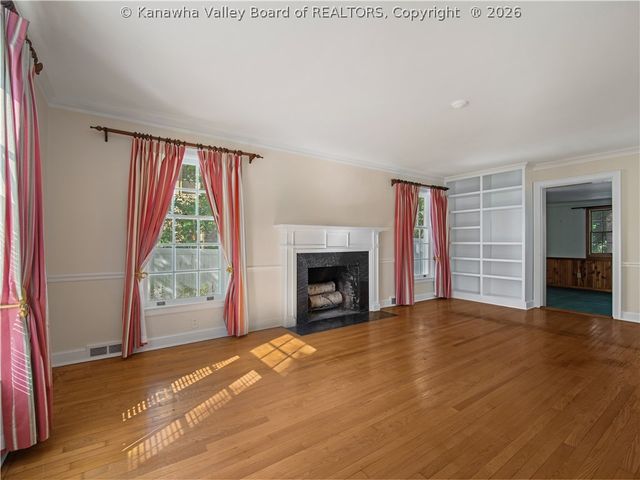 57 Abney Circle N, Charleston, WV 25314