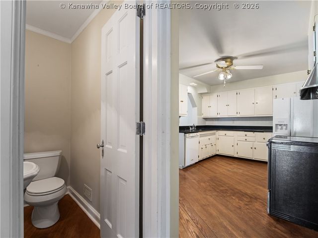 57 Abney Circle N, Charleston, WV 25314