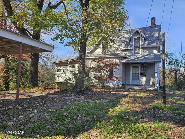 444 E 8th Street, Baxter Springs, KS 66713