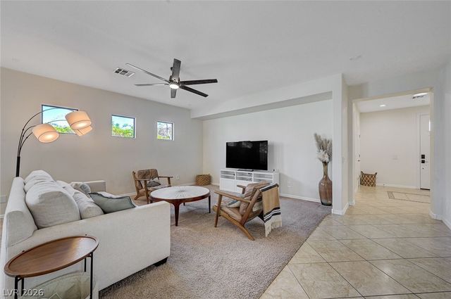 8225 Alden Pines Court, Las Vegas, NV 89131