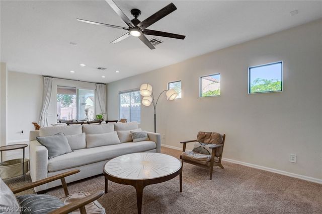 8225 Alden Pines Court, Las Vegas, NV 89131