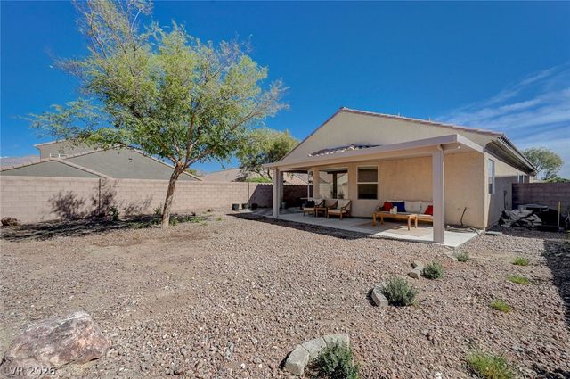 8225 Alden Pines Court, Las Vegas, NV 89131