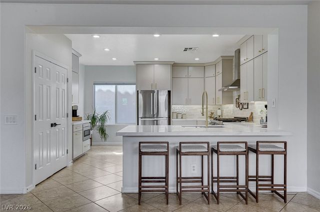 8225 Alden Pines Court, Las Vegas, NV 89131