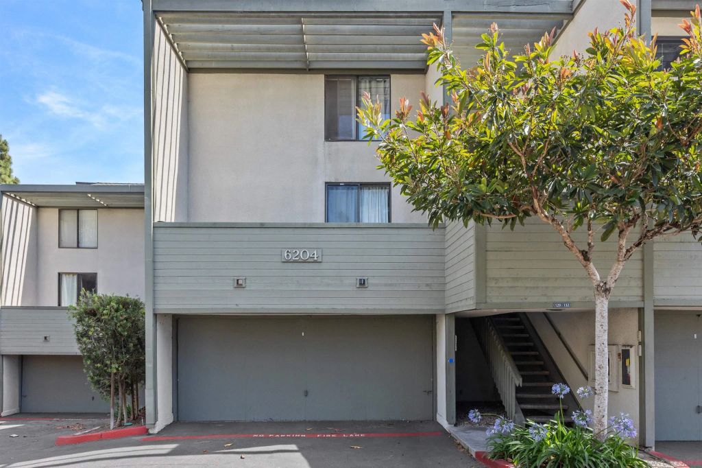 6204 Agee St 129, San Diego, CA 92122