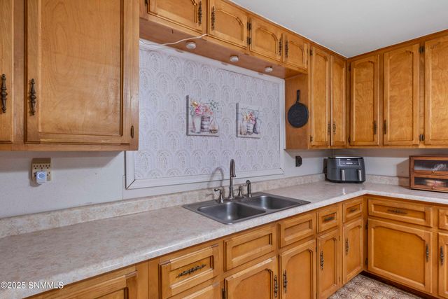 5351 Cristo Rey Street, Dona Ana, NM 88032