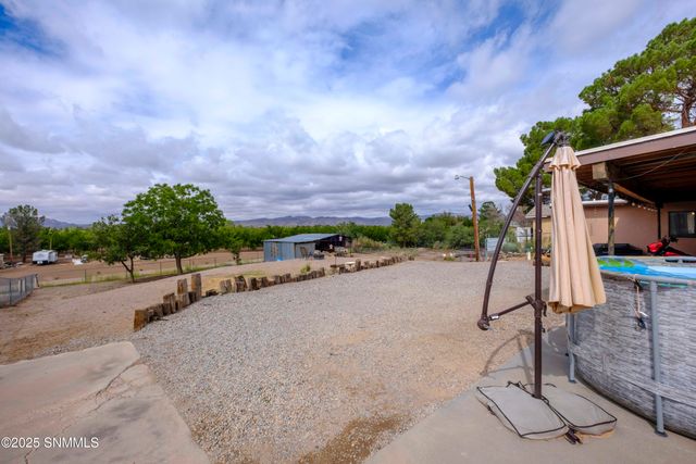 5351 Cristo Rey Street, Dona Ana, NM 88032