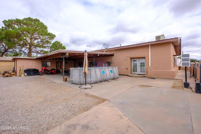 5351 Cristo Rey Street, Dona Ana, NM 88032