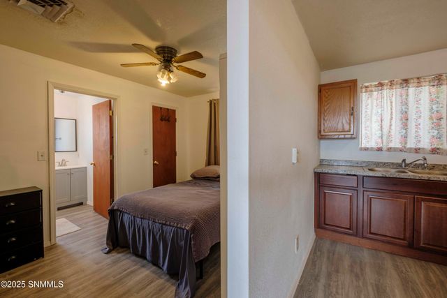 5351 Cristo Rey Street, Dona Ana, NM 88032